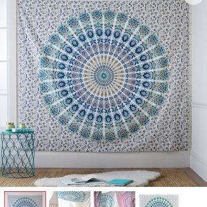 Mándala Tapestry by pottery barn
